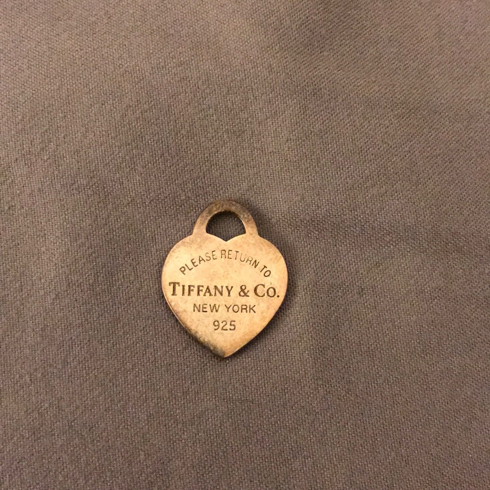 Return to Tiffany tag pendant